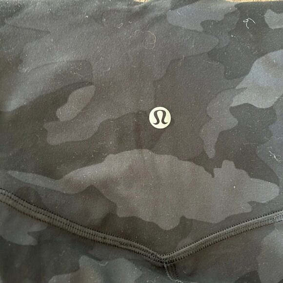 lululemon align camo leggings size 4 25" length with pockets - Picture 5 of 5